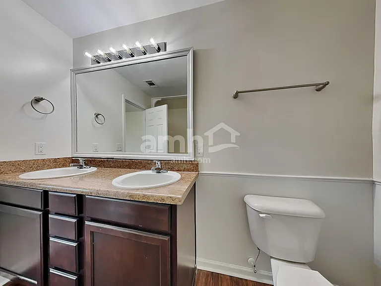 126 Roseberry Cir — Photo 13