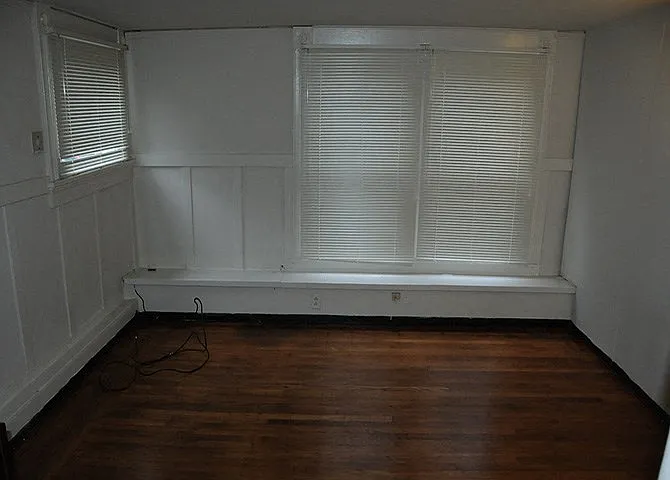 2545 Benvenue Ave — Photo 16