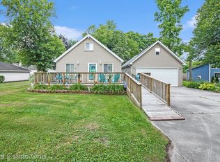 3700 Shorewood Rd, Lakeport, MI 48059