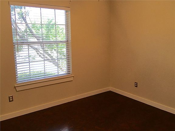 4th image of 2206 Clayton Way