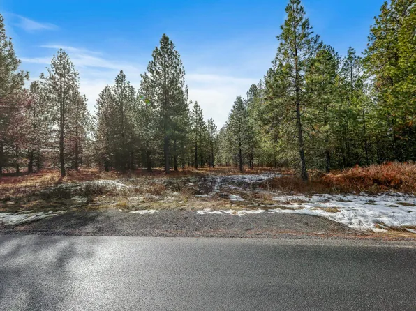 1015 W Montgomery Rd, Deer Park, WA 99006