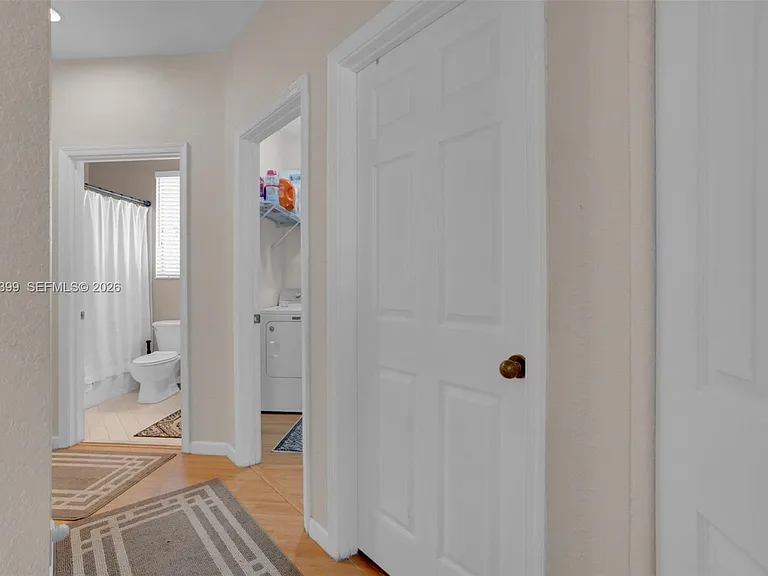 899 Phoenix Way — Photo 13