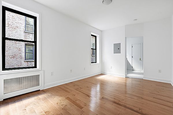 1st image of 385 Fort Washington Ave APT 30
