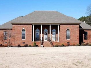 715 Beth Rd, New Market, AL 35761
