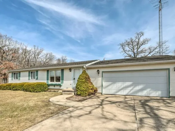 2598 E 1069th Rd, Ottawa, IL 61350