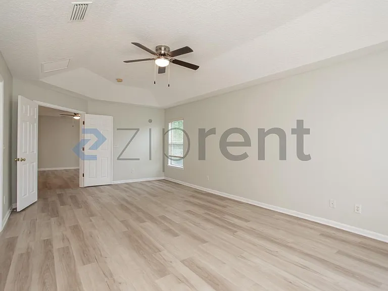 76195 Deerwood Dr — Photo 23
