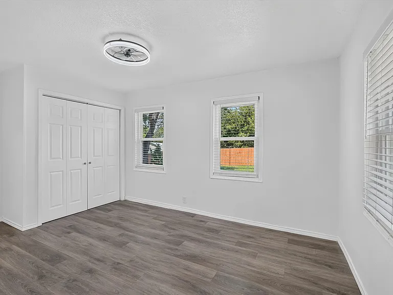 815 Wilson Dr — Photo 19