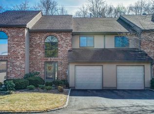 67 Castle Ridge Dr, East Hanover, NJ 07936