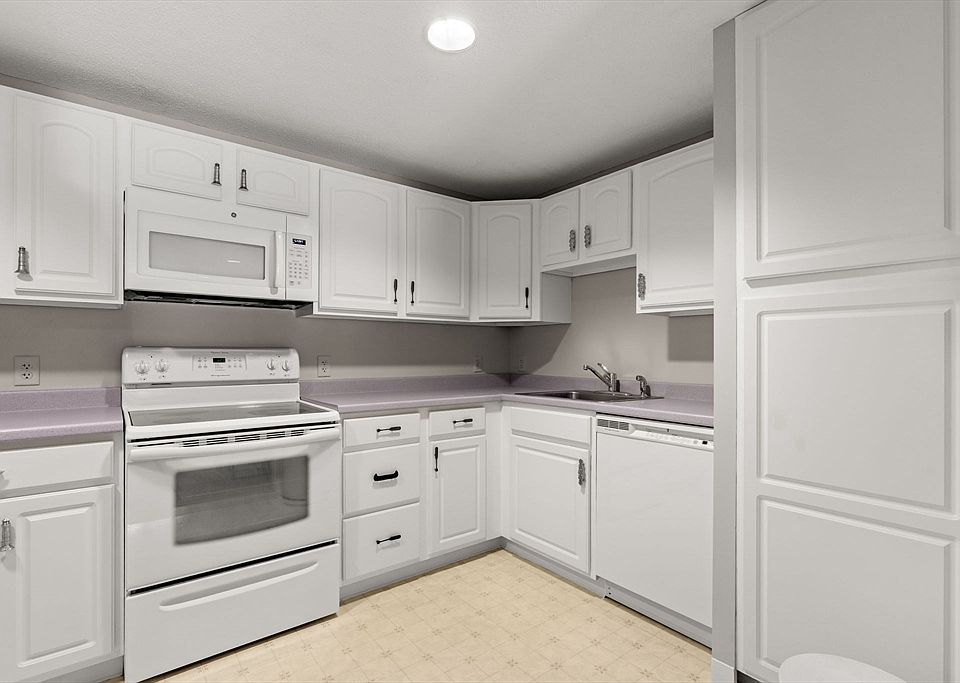 1st image of 2 Ocean Ave APT 1M