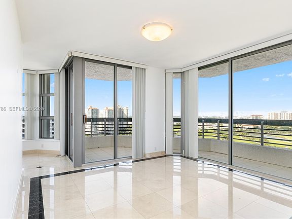 4th image of 3400 NE 192nd St Penthouse Lph5