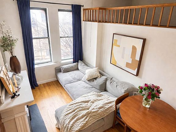 3rd image of 42 W 73rd St APT 4f