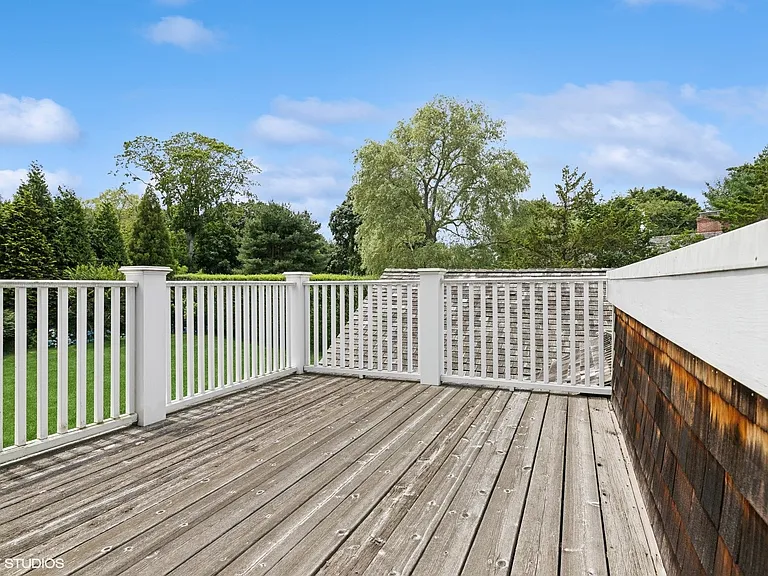 15 Ludlow Grn — Photo 24