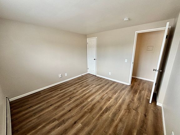 5th image of 1120 Ann St APT 4