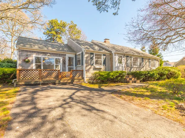 268 Trotting Park Road, West Dennis, MA 02670