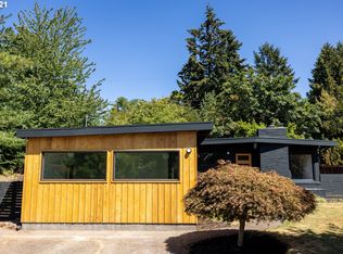 818 SE 114th Pl, Portland, OR 97216
