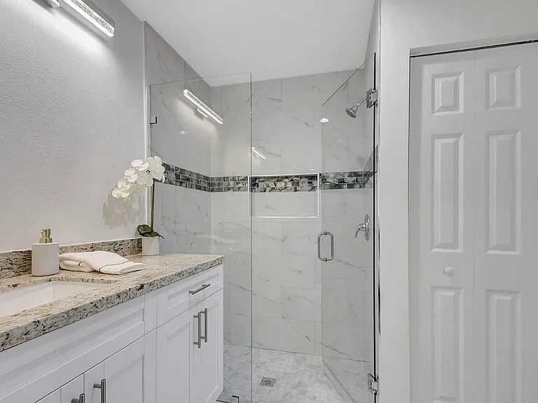 3868 Patio Ct #5 — Photo 10