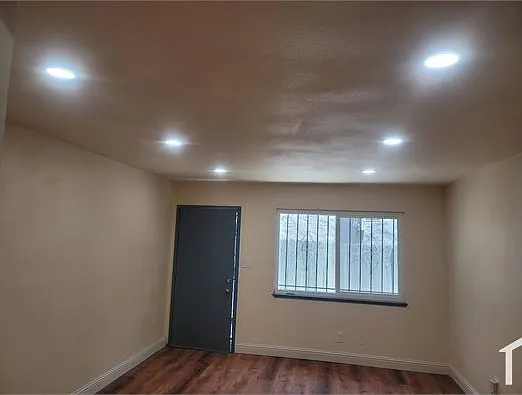2644 35th Ave #D — Photo 2