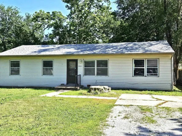 1315 Pearl St, Winfield, KS 67156