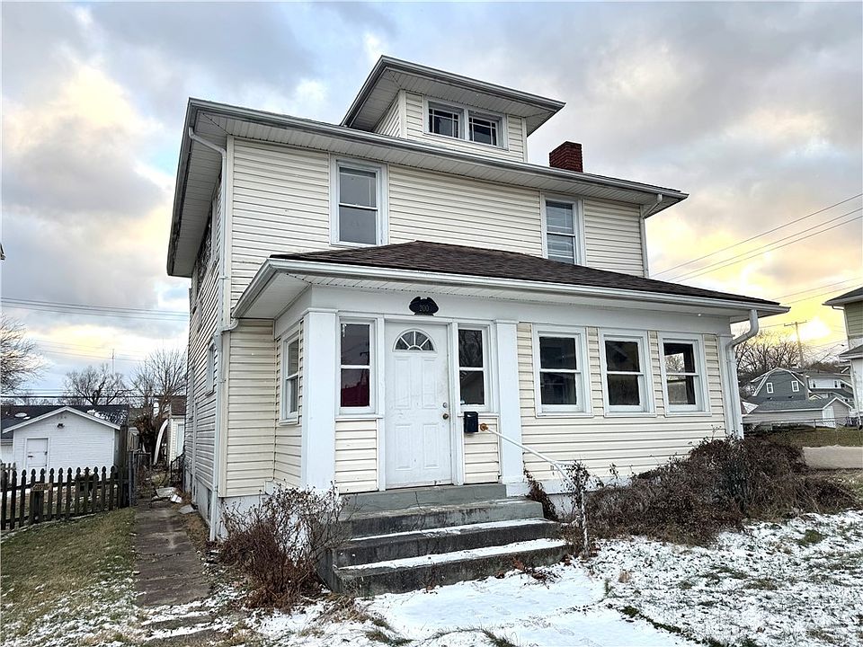 1st image of 200 E Siebenthaler Ave