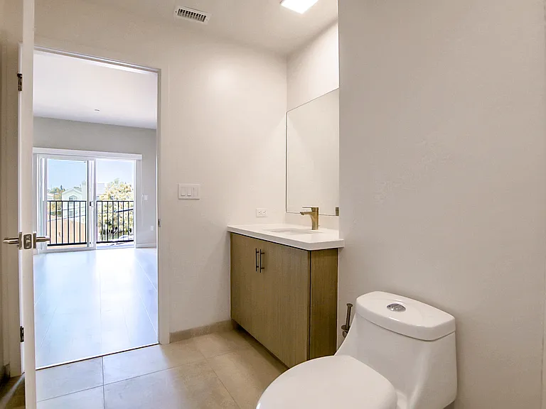 The Vivant Apartments — Photo 23