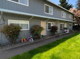 255 SW Kalmia St #C, Junction City, OR 97448