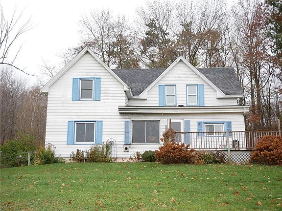 3rd image of 82 12th St