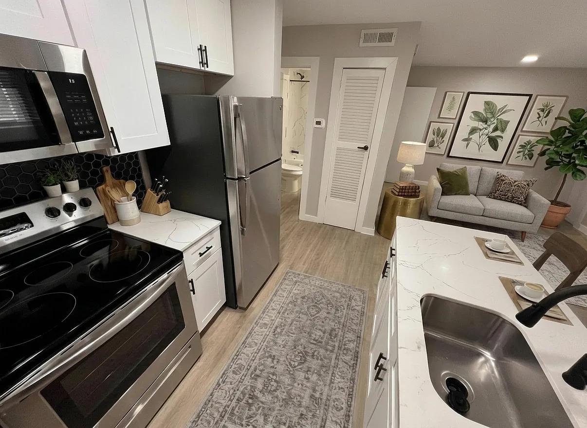 2 bed, 725 sqft, $1,245 — Photo 3