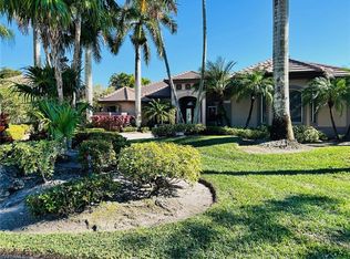 2948 Gardens Blvd, Naples, FL 34105