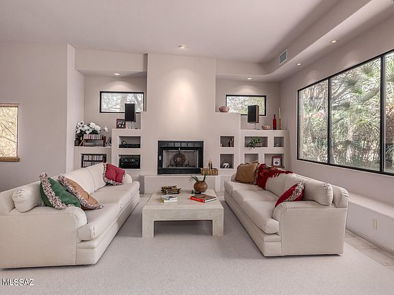 5th image of 1066 E Calle De La Cabra
