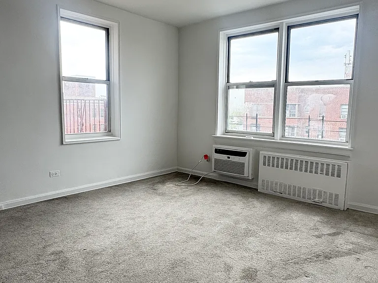 2900 Ocean Ave #6B — Photo 2