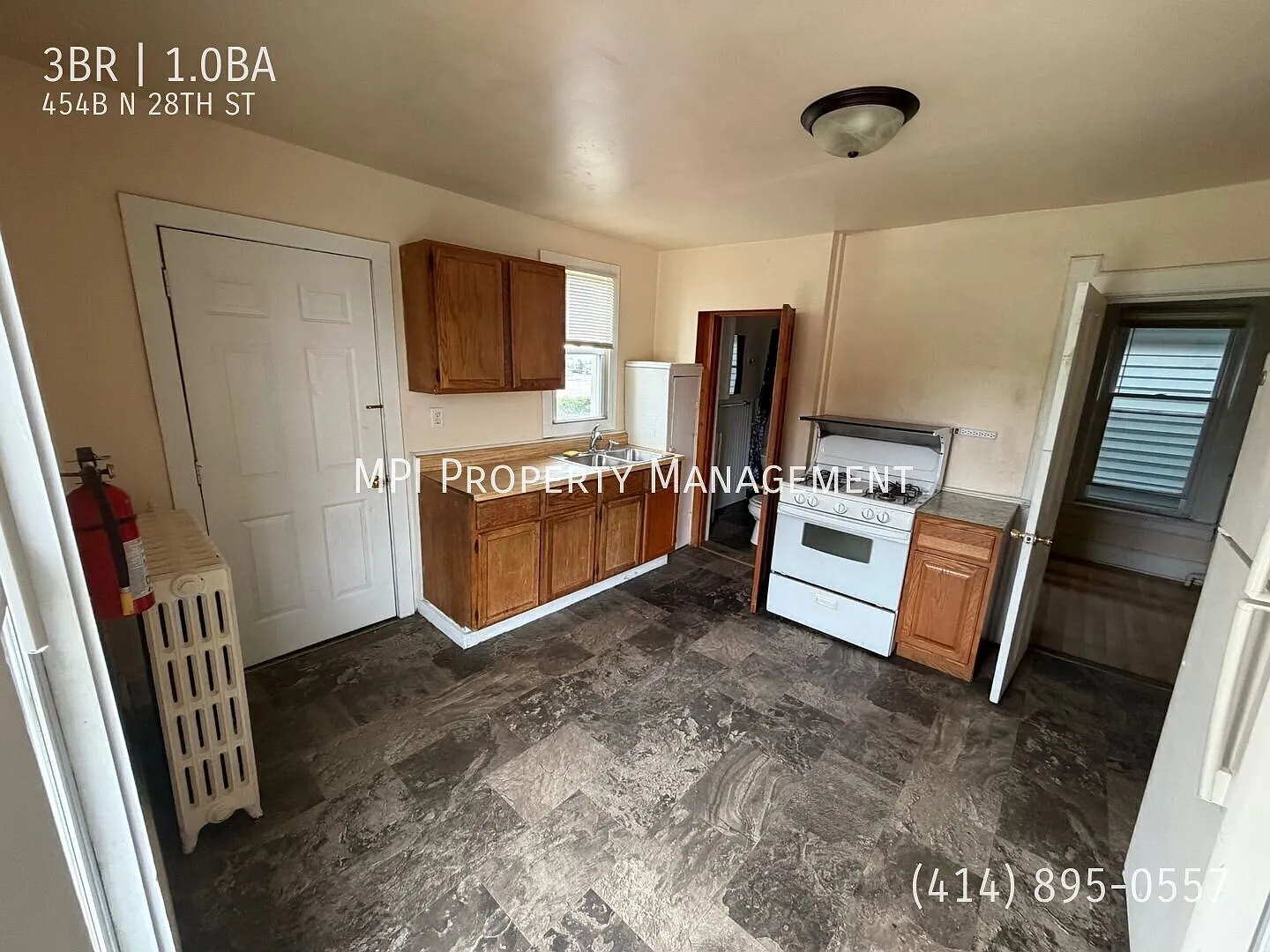 454B N. 28th Street 3 Bedroom Upper — Photo 2