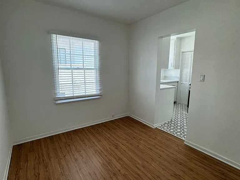 1401 Havenhurst Dr — Photo 11