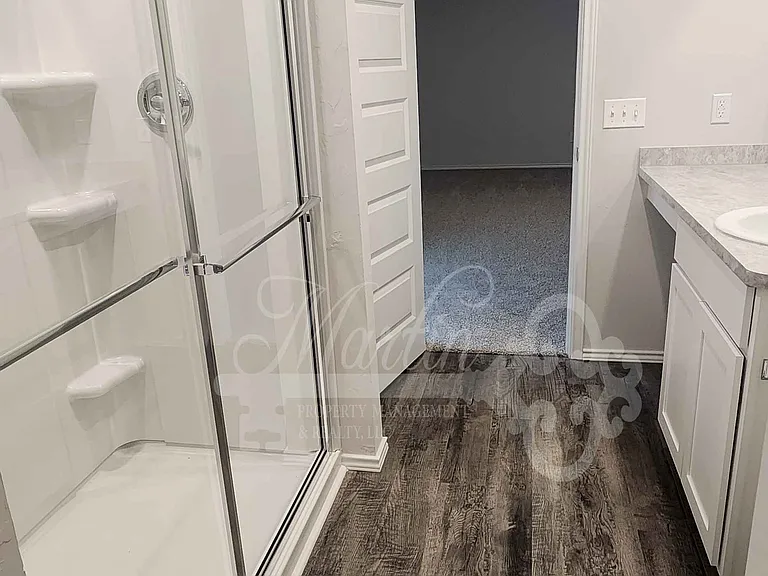 1407 Ellie Ct — Photo 8