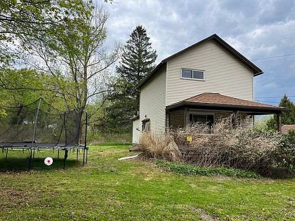 3rd image of 132 Boyarsky Rd