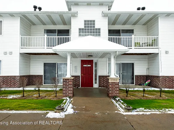 106 Carom Cir, Mason, MI 48854