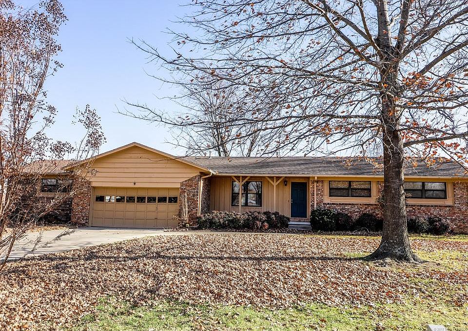 1st image of 750 Valentine Ln