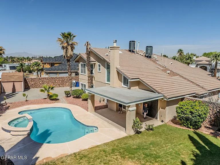 2066 Paseo Del Prado Dr — Photo 53