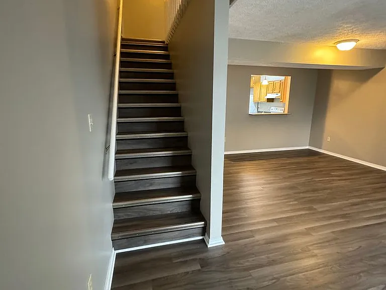 1310 S Madison St — Photo 6