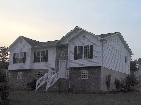 1283 Trinity Pl, Granite Falls, NC 28630