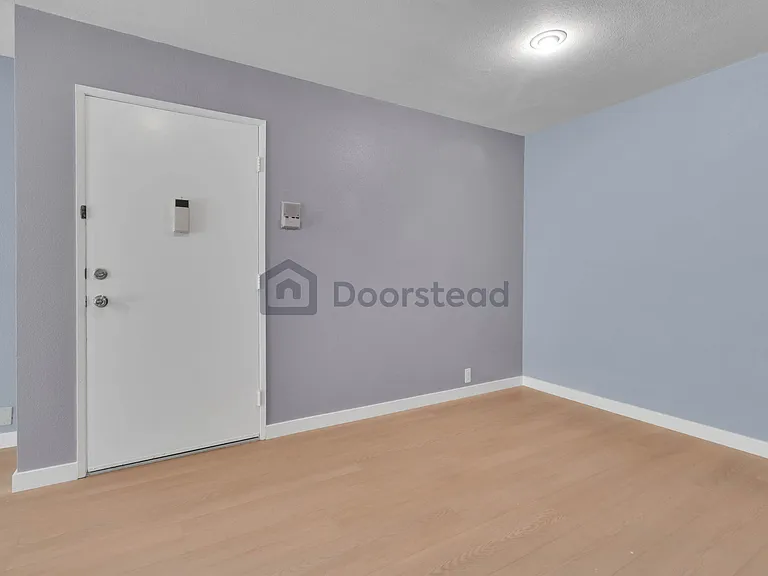 4600 Lamont St #4-113 — Photo 7