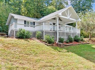 279 Calico Ln, Clyde, NC 28721