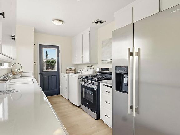 4th image of 4602 Cheshire St