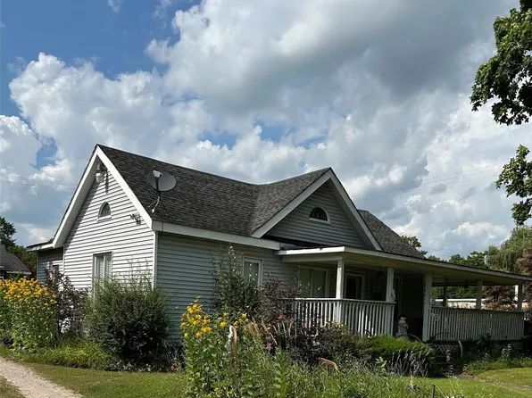 1429 E Caro Rd, Caro, MI 48723