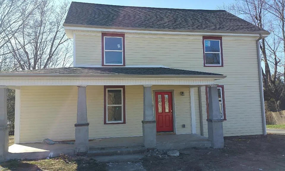 705 Stone St
