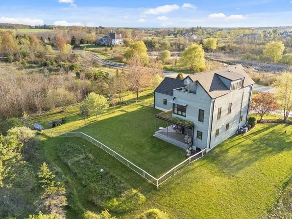 1038 Lakeland ROAD, Grafton, WI 53024