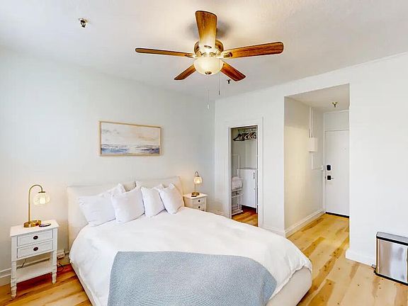 5th image of 235 Sunrise Ave #3215