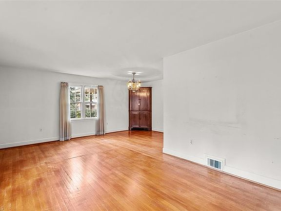 3rd image of 4540 Inwood Dr