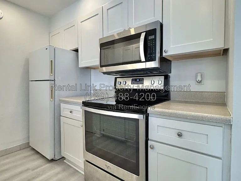 150 Santa Clara Dr #5 — Photo 11