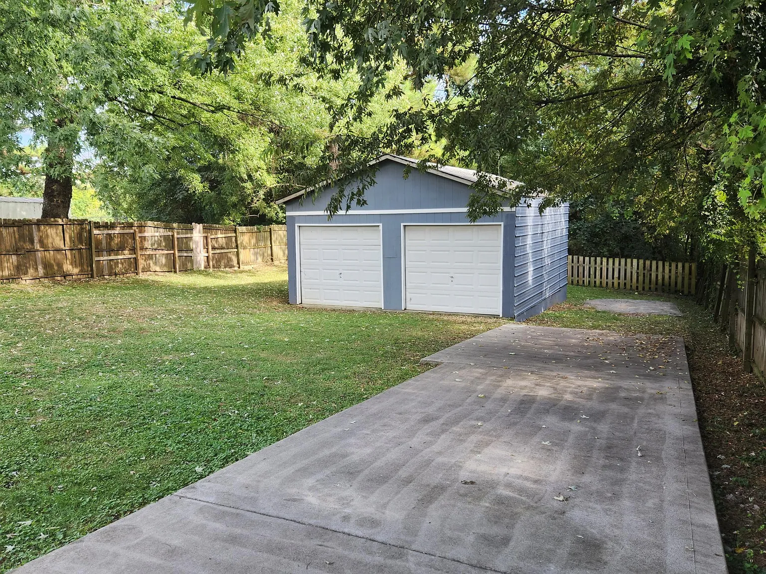 2 bed, 775 sqft, $1,900 — Photo 3