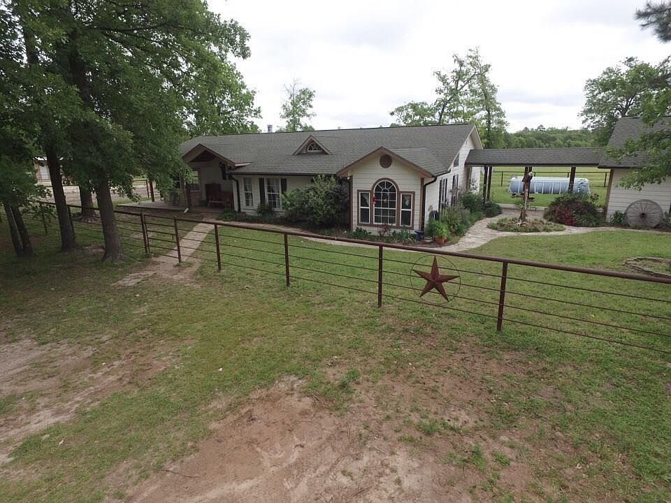 1st image of 524 County Road 3992